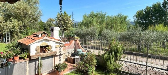 6 rooms House in Massarosa, Italy No. 100412 5