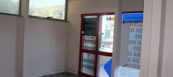 257m² Commercial property in Ponsacco, Italy No. 372695 5