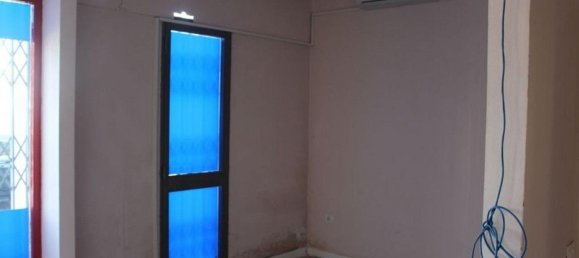 257m² Commercial property in Ponsacco, Italy No. 372695 6