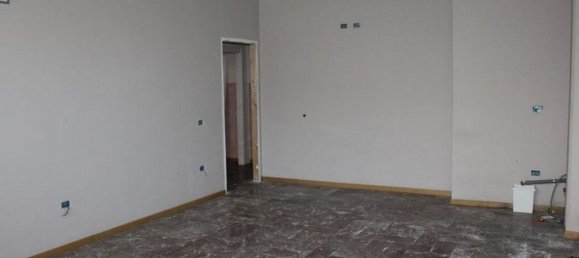 257m² Commercial property in Ponsacco, Italy No. 372695 14