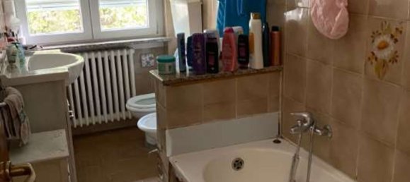 Квартира с 5 комнатами в Верано Брианца, Италия № 6160 12