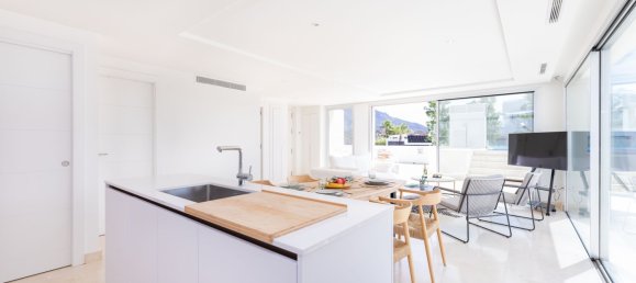 2 bedrooms Apartment in Marbella, Spain No. 147980 17