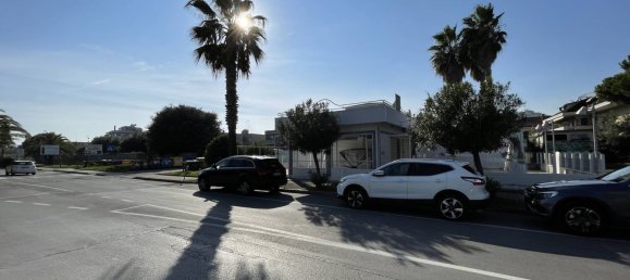 3 rooms Commercial property in Grottammare, Italy No. 114140 8