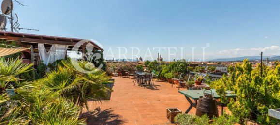 2 bedrooms Penthouse in Florence, Italy No. 110311 5