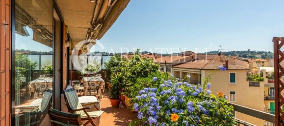 2 bedrooms Penthouse in Florence, Italy No. 110311 31