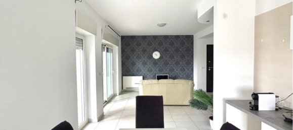 3-salle Appartement à Bari, Italy No. 235644 24