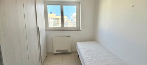 3-salle Appartement à Bari, Italy No. 235644 7