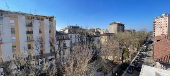 3 rooms Apartment in Vercelli, Italy No. 35320 3