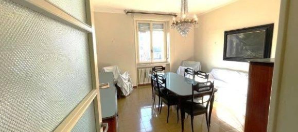 3 rooms Apartment in Vercelli, Italy No. 35320 5