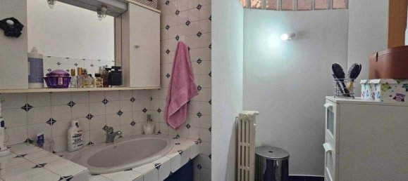 3 rooms Apartment in Pinerolo, Italy No. 30633 6