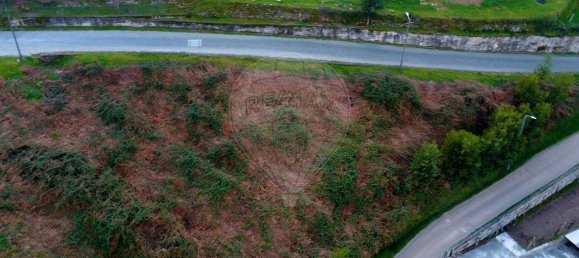 Terrain à Roriz, Portugal 1760m² No. 56680 7