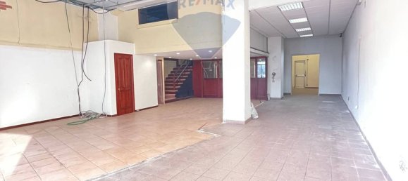 2-Zimmer Gewerbliche Immobilie in Bari, Italy, Nr. 208957 3