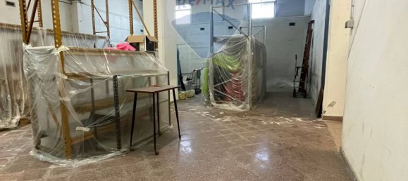 2-Zimmer Gewerbliche Immobilie in Bari, Italy, Nr. 208957 15