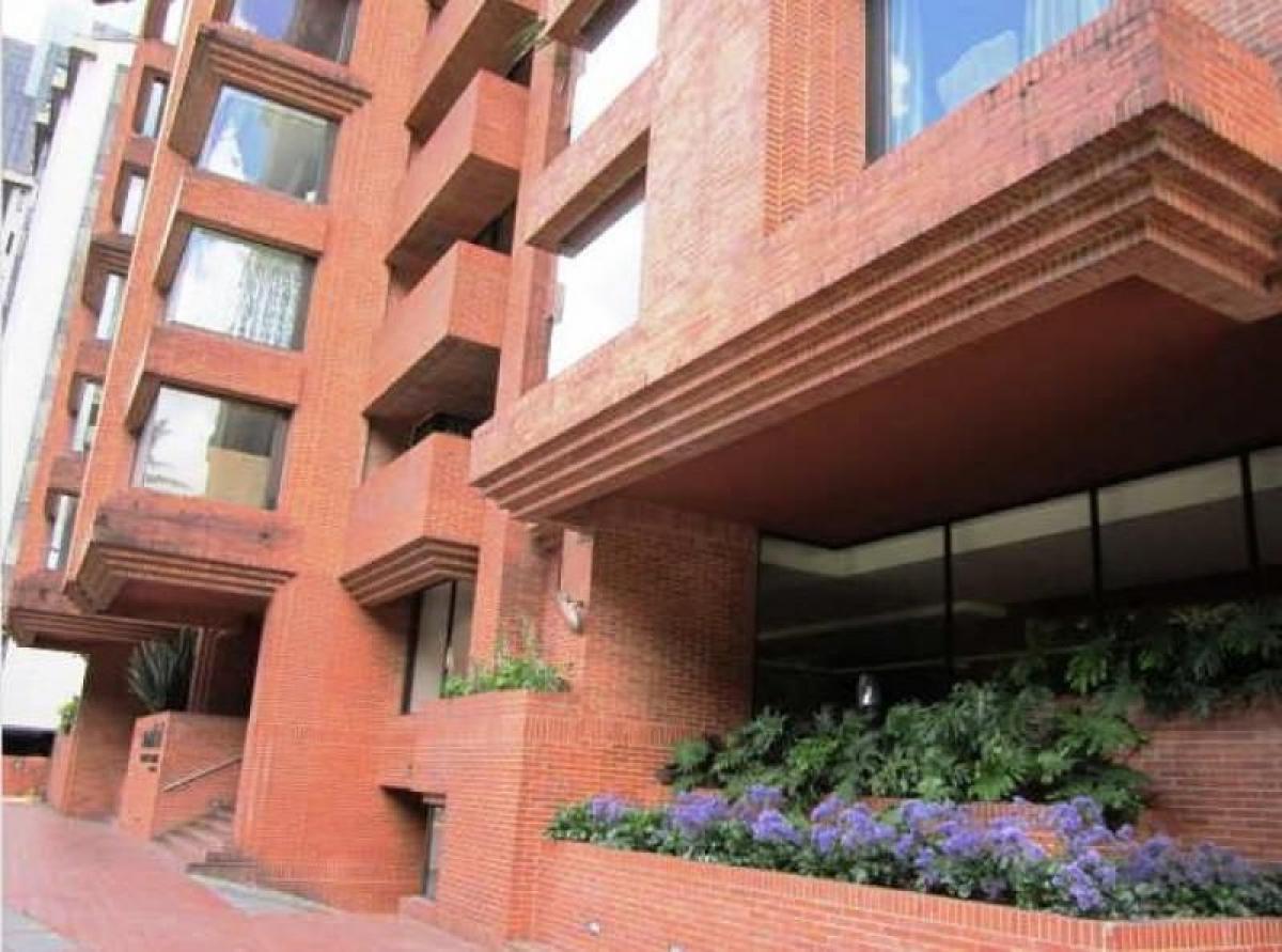 3 bedrooms House in Bogota, Colombia No. 13114