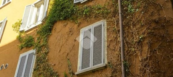 2 bedrooms Apartment in Milan, Italy No. 364994 3