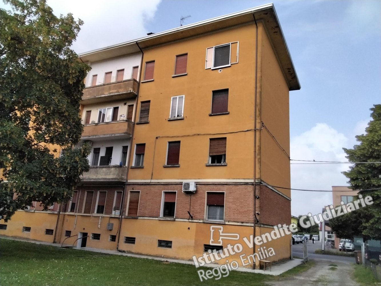 5 bedrooms Apartment in Fabbrico, Italy No. 336207