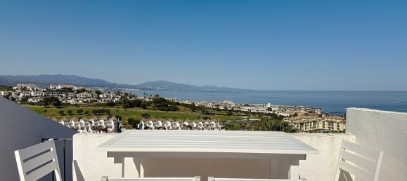 2 bedrooms Penthouse in Malaga, Spain No. 143813 13
