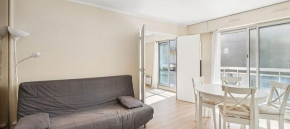 2 bedrooms Apartment in Paris, France No. 312331 4