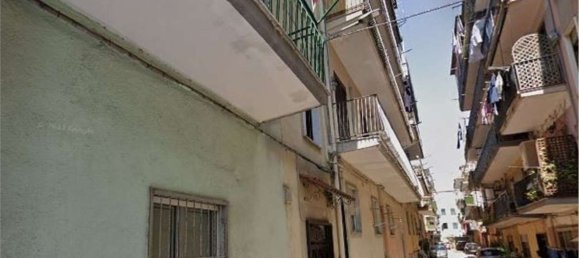 3 rooms Apartment in Marano di Napoli, Italy No. 13786 2