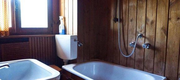 3-salle Appartement à Antey Saint Andre, Italy No. 340006 4