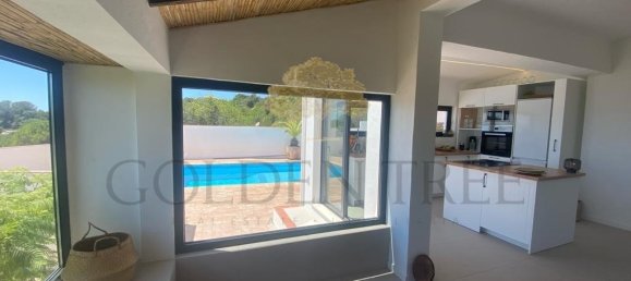 3 bedrooms Villa in Faro, Portugal No. 108111 3