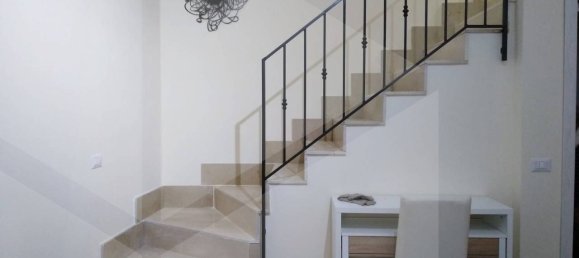 2-Zimmer Wohnung in Sant'Anastasia, Italy, Nr. 24062 5