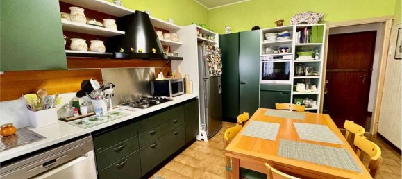 3 bedrooms Apartment in San Genesio ed Uniti, Italy No. 372535 4