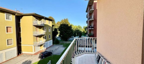 3 bedrooms Apartment in San Genesio ed Uniti, Italy No. 372535 22
