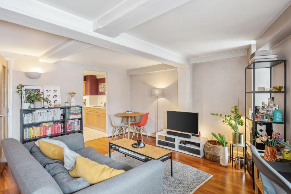 Квартира с 1 спальней в Лондон, Великобритания № 8260