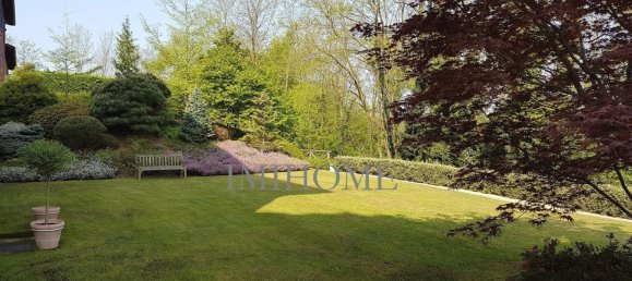 3 rooms Duplex in Alzate Brianza, Italy No. 188102 3