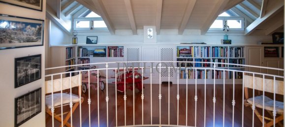 3 rooms Duplex in Alzate Brianza, Italy No. 188102 26