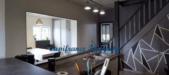 3 bedrooms House in Saint-Michel, France No. 65963 7