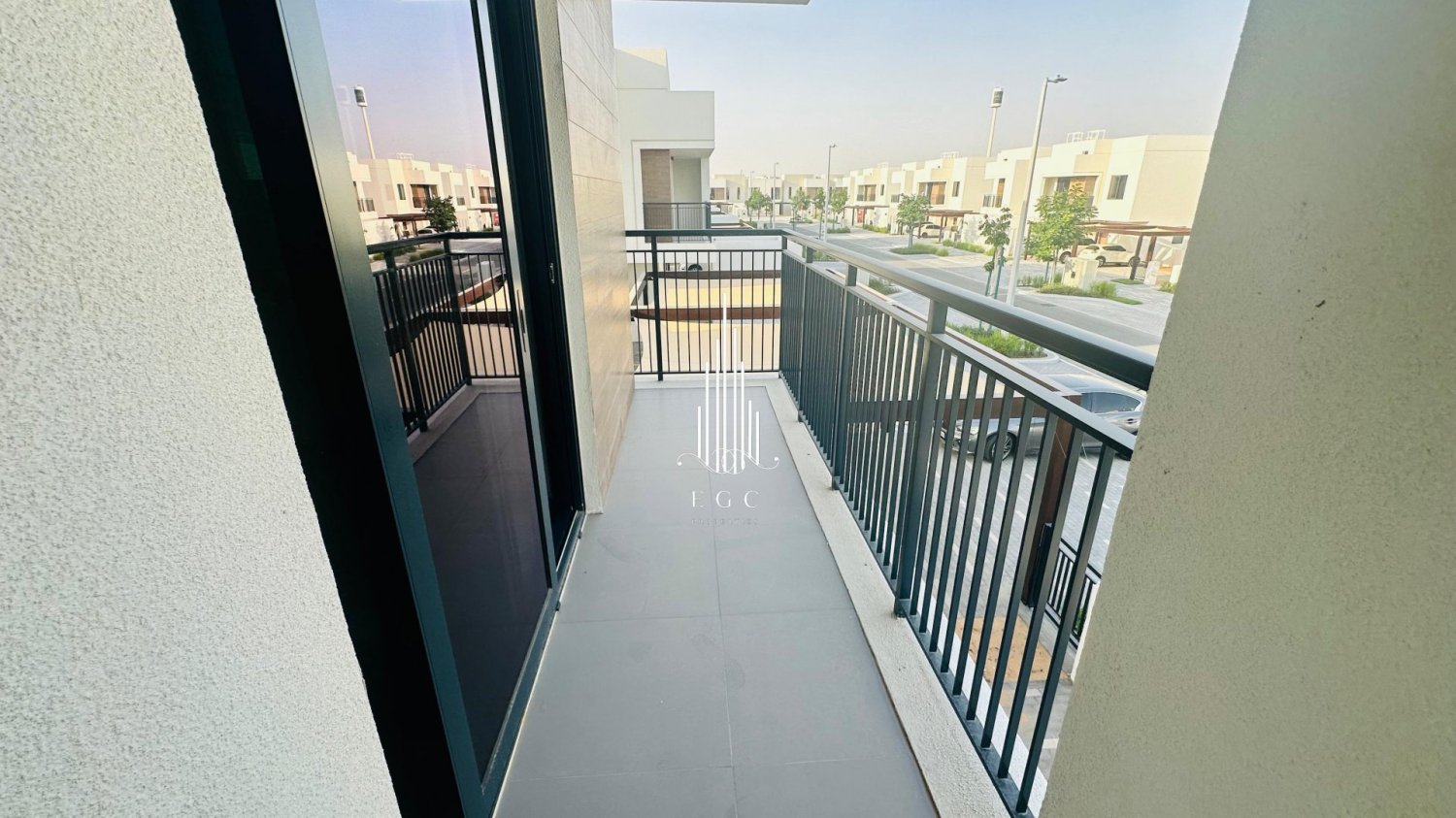 Moradia em banda T3 em Yas Island, UAE N.º 39168