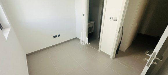 Moradia em banda T3 em Yas Island, UAE N.º 39168 14