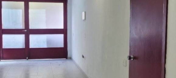 Gewerbliche Immobilie in Santa Cruz de Tenerife, Spain 92m², Nr. 162310 3