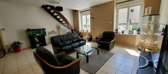 3 Schlafzimmer Haus in Saint-Etienne, France, Nr. 351091 3