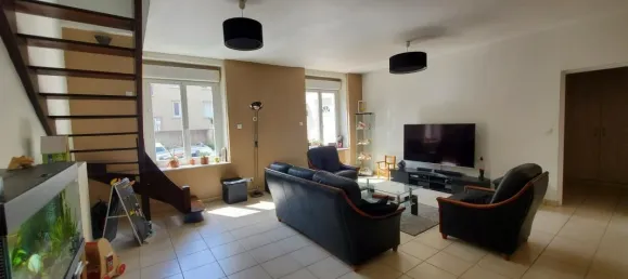 3 Schlafzimmer Haus in Saint-Etienne, France, Nr. 351091 4