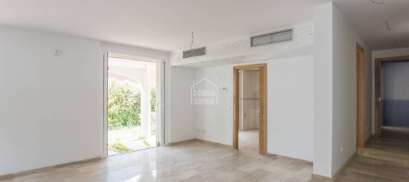 4 غرف نوم فيلا في Mahon, Spain رقم 5070 10