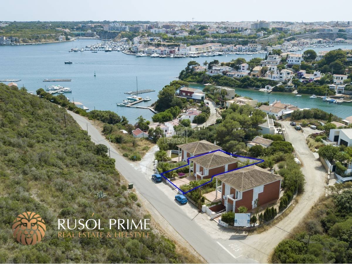 4 غرف نوم فيلا في Mahon, Spain رقم 5070