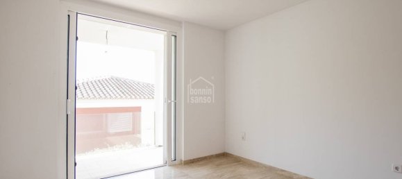 4 غرف نوم فيلا في Mahon, Spain رقم 5070 16