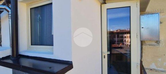 2-salle Appartement à Borgaro Torinese, Italy No. 305253 5