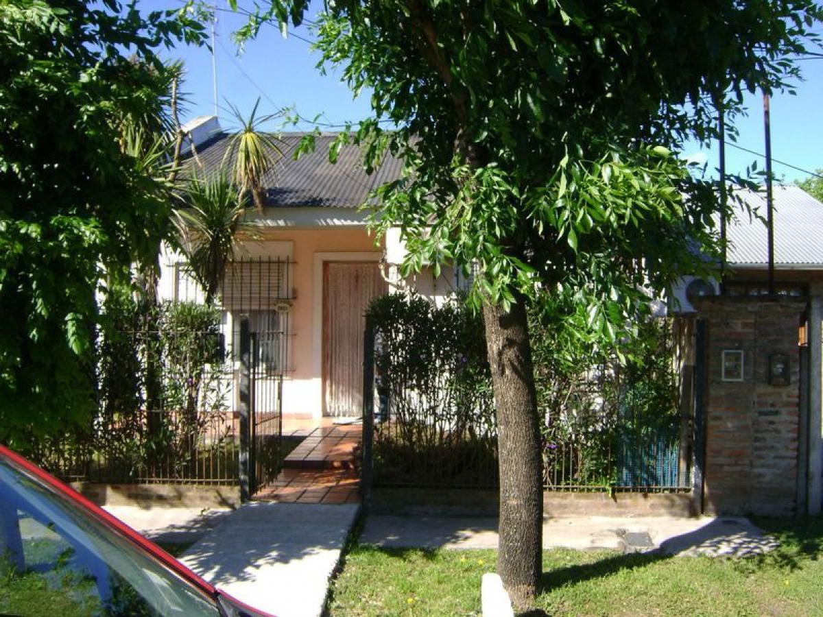 2 bedrooms House in Pilar, Argentina No. 89117