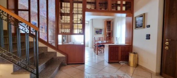 3 bedrooms Villa in Catanzaro, Italy No. 183667 19