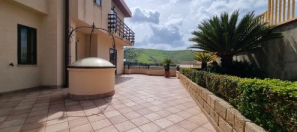 3 bedrooms Villa in Catanzaro, Italy No. 183667 35