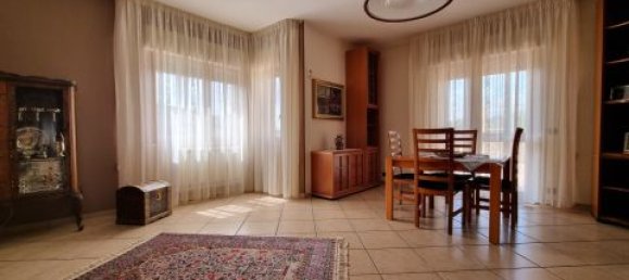 3 bedrooms Villa in Catanzaro, Italy No. 183667 21