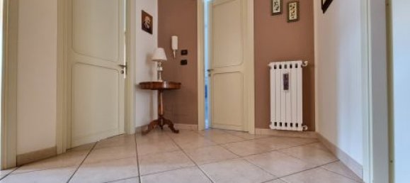 3 bedrooms Villa in Catanzaro, Italy No. 183667 25