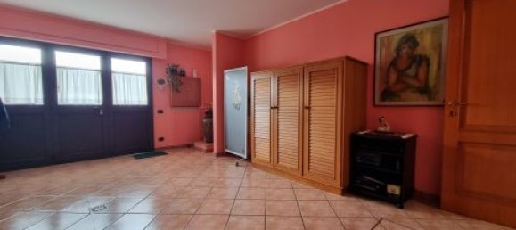 3 bedrooms Villa in Catanzaro, Italy No. 183667 9