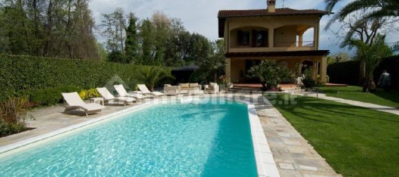 5 bedrooms Villa in Forte dei Marmi, Italy No. 188615 39