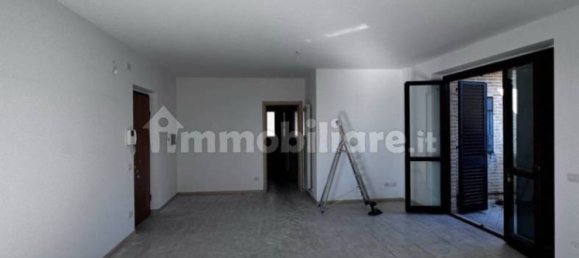 3 Schlafzimmer Wohnung in Montegiorgio, Italy, Nr. 345772 6