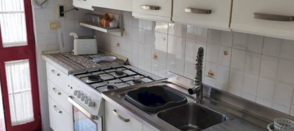 Apartamento de 3 dormitorios en Ugento, Italy No. 74082 14